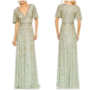 NWT Mac Duggal Embellished V Neck Butterfly Sleeve Column Gown Sage Green Sz 20
